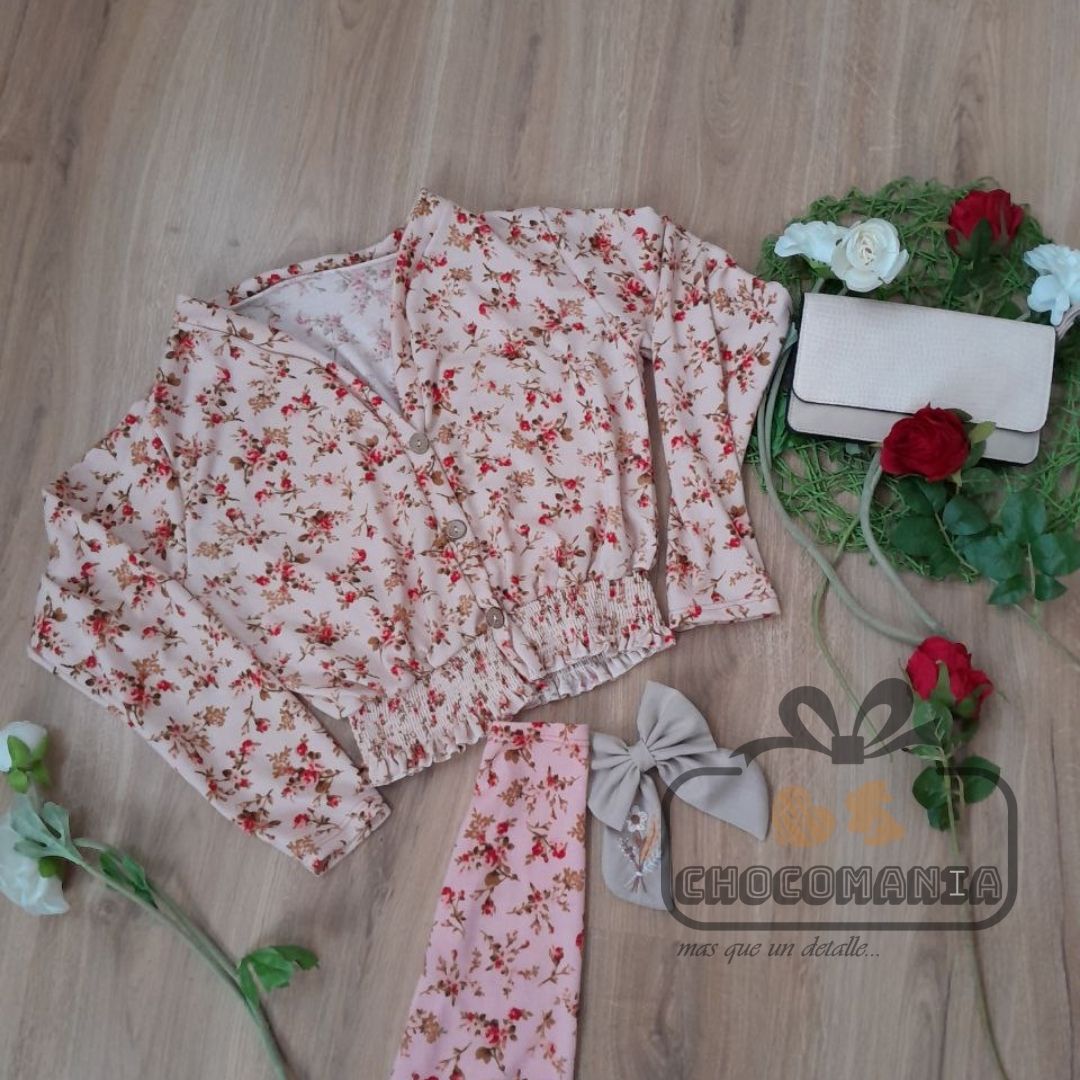 Floral cardigan, one size up to S/M