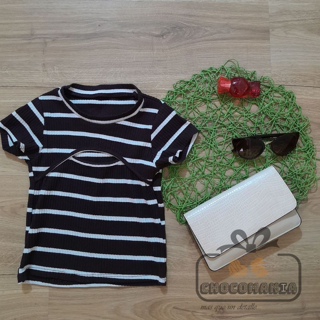 00000000000.1 SHORT-SLEEVED TOP ONE SIZE UP TO M