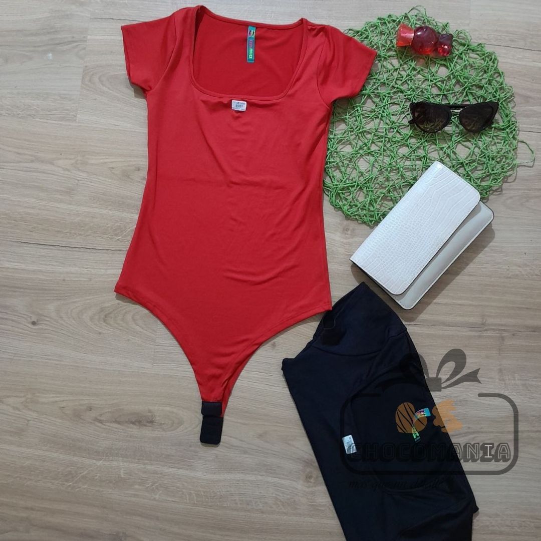 SQUARE NECK BODYSUIT SIZE M