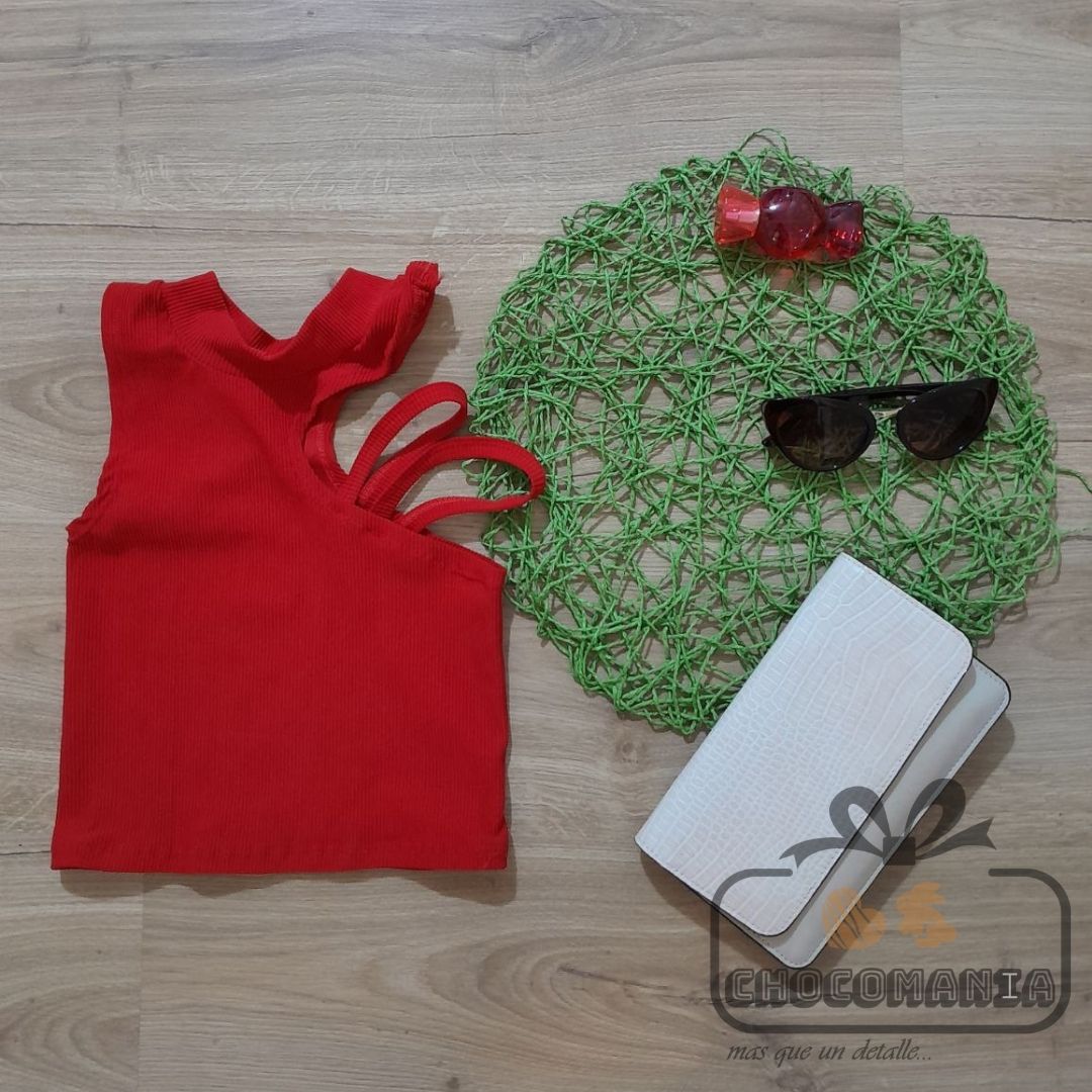 TOP ONE SIZE UP TO S