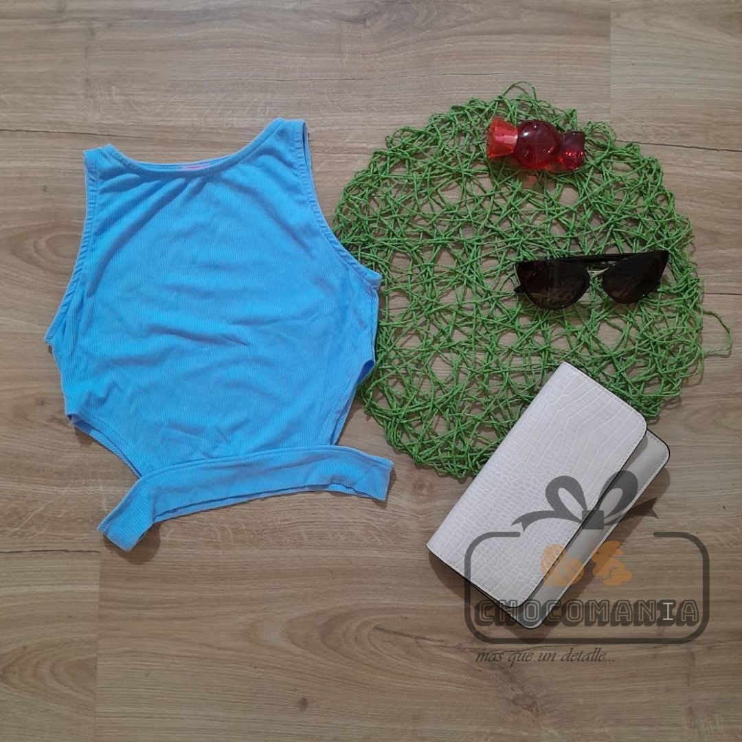 TOP ONE SIZE UP TO M