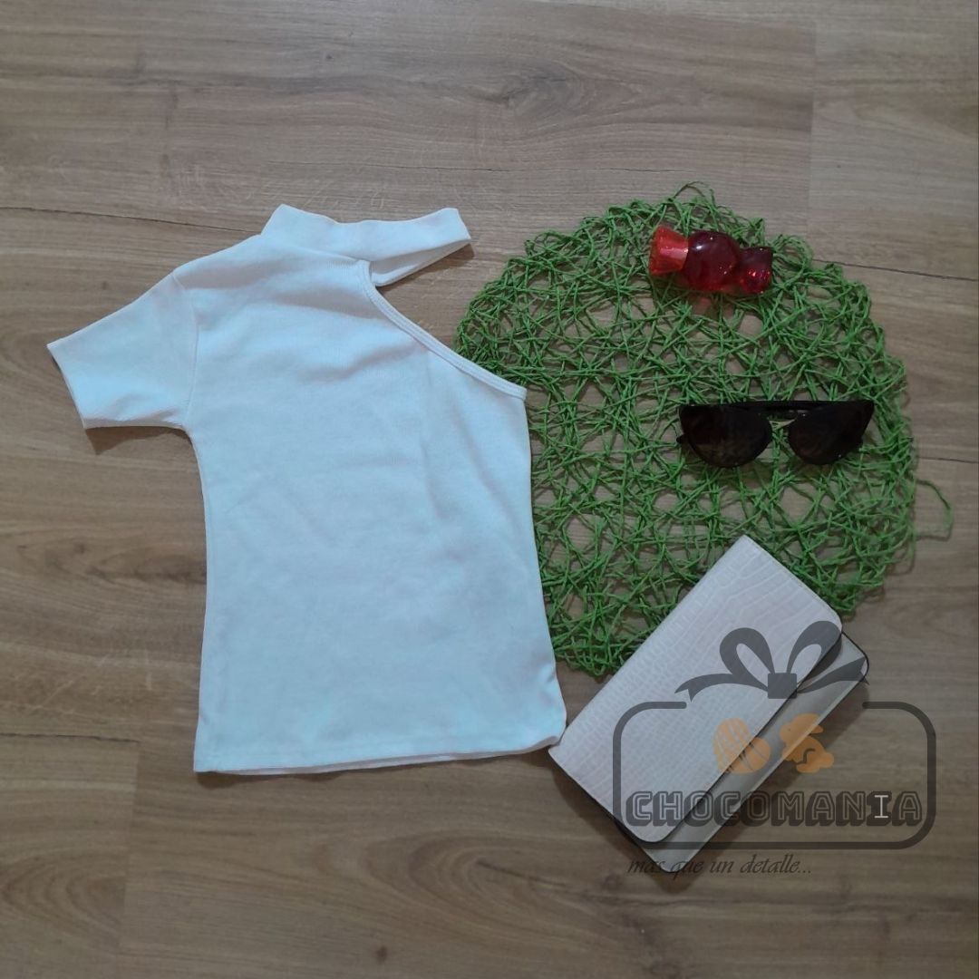 TOP ASIMETRICO TALLA UNICA HASTA UNA S