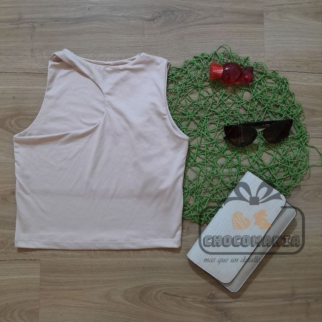 TOP ONE SIZE UP TO M