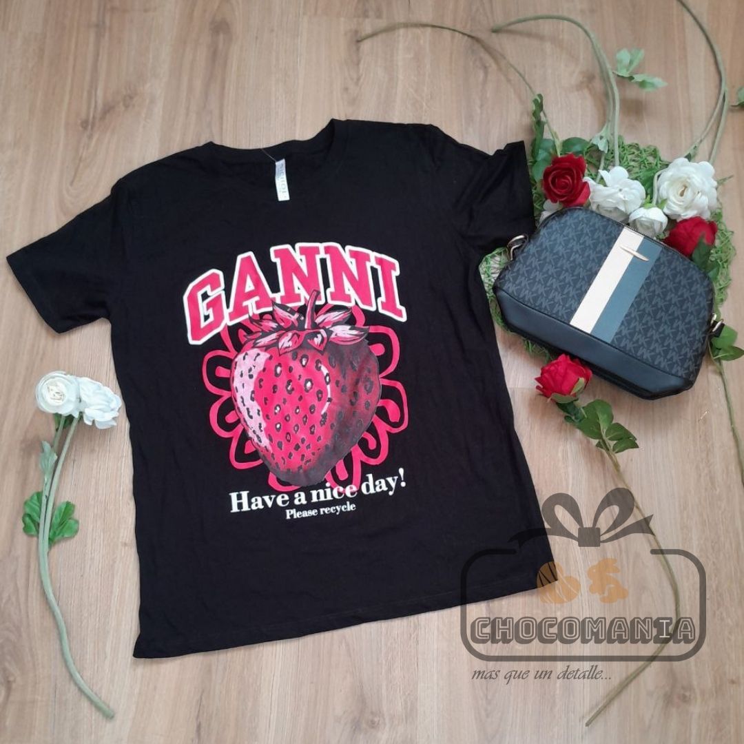 CAMISETA OVERSIDE TALLA UNICA HASTA UNA L