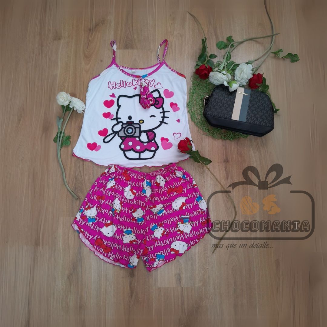 PAJAMAS WITH SHORTS VARIOUS DESIGNS