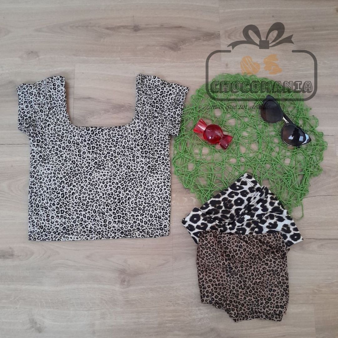 000000000.7 ANIMAL PRINT TOP ONE SIZE UP TO S