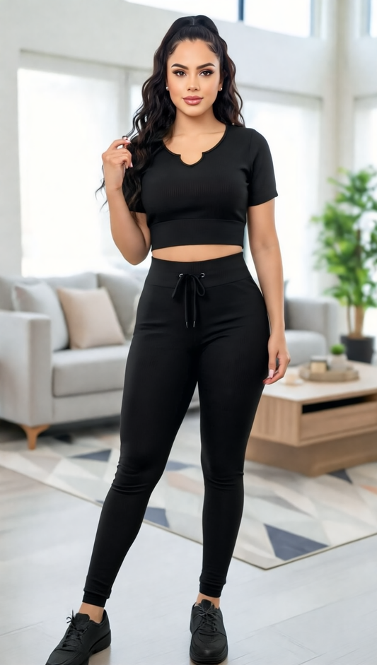 SHORT-SLEEVED SPORTS SET ONE SIZE UP TO S